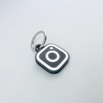 Móc khóa biểu tượng Instagram in 3D nhỏ gọn