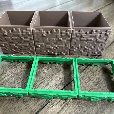 Hộp nhiều khối cỏ Minecraft (mở nắp trên)