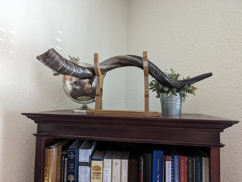 Giá đỡ Shofar (kèn sừng cừu) in 3D trưng bày sang trọng - Image 1