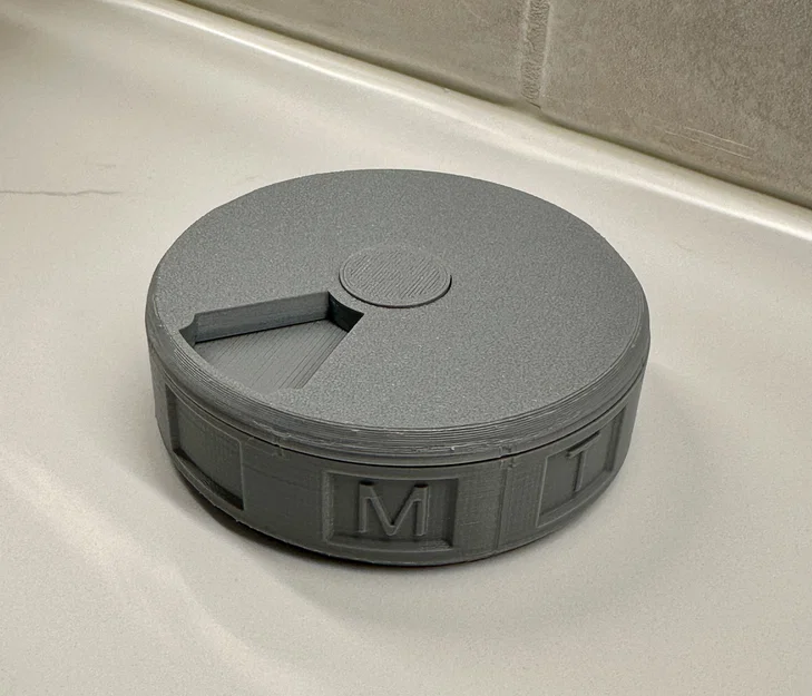 Hộp Chia Thuốc Tuần Nam Châm (Magnetic Weekly Pill Organizer) - Image 1