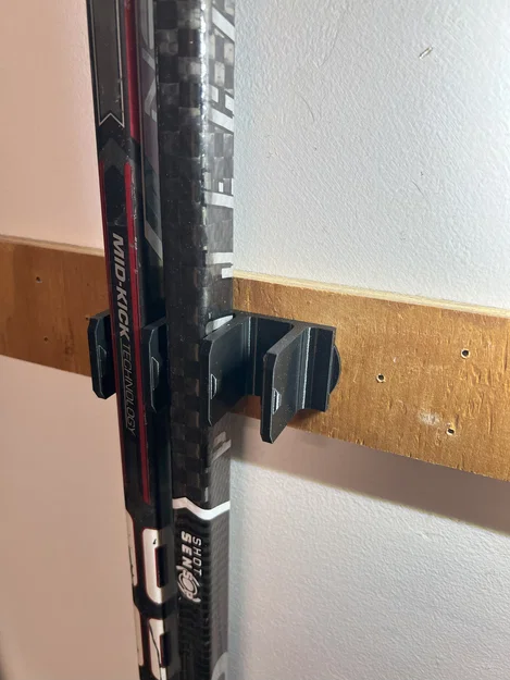 Ngàm treo tường cho gậy hockey (Hockey Stick Wall Mounts) - Image 2