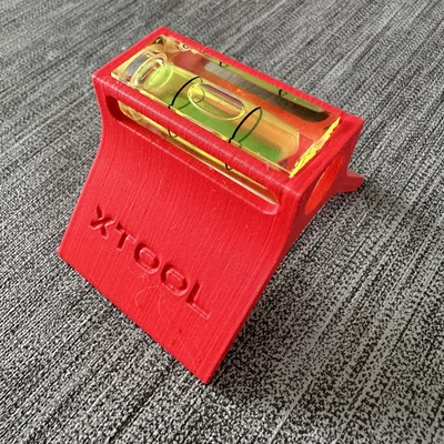 Gá đỡ cân bằng thước thủy cho máy xTool (Rotary S1)