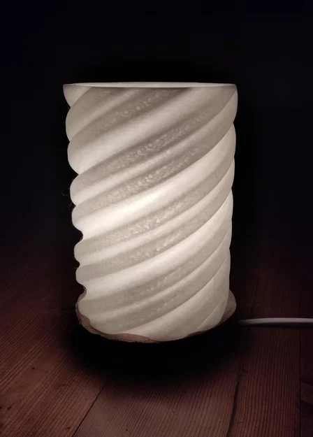 Tự in chụp đèn xoắn ốc Lamp Helix tinh tế tại nhà - Image 2
