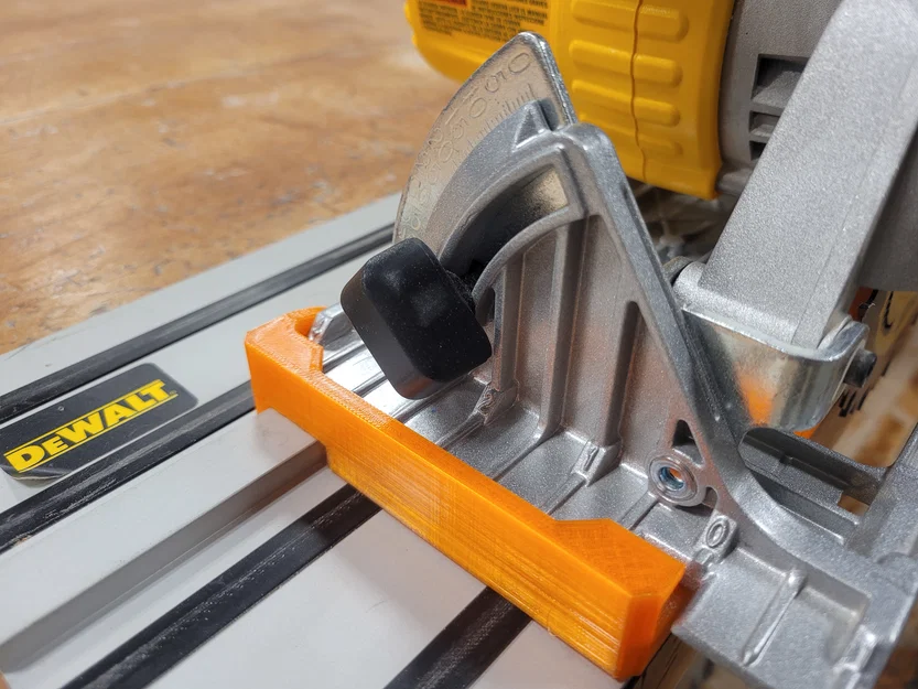 Adapter dẫn hướng track saw Dewalt cho cưa pin 20V 6-1/2in (DCS391B) - Image 2