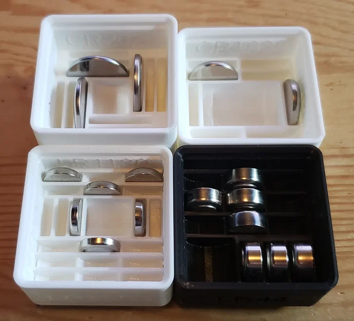 Holder pin nút CRxxxx (Gridfinity, xếp chồng, có nhãn) - Image 2