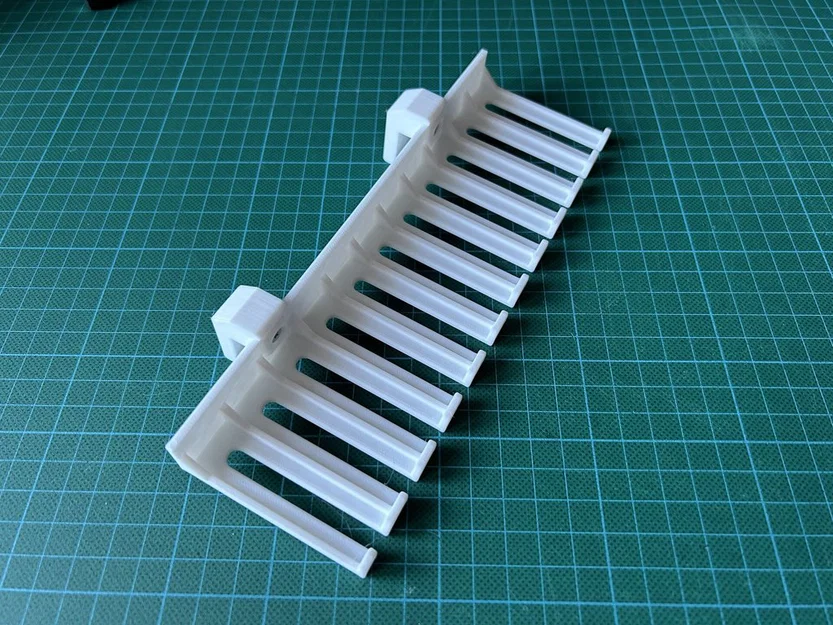 Kẹp giữ dây cáp phòng lab 6mm (Lab Cable Holder 6mm) - Image 3