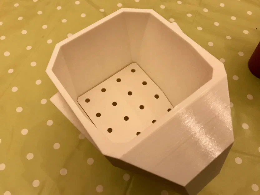 Chậu cây hình voi (Elephant Plant Pot) - Image 2