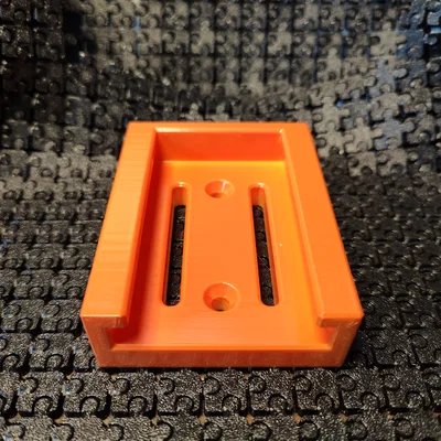 Giá Treo Tường Pin Black and Decker (36V/40V)