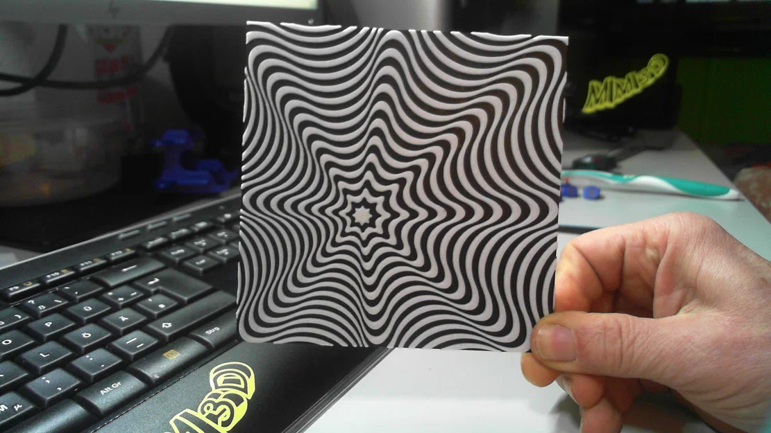 Optical Illusion 2 hueforged - Image 1