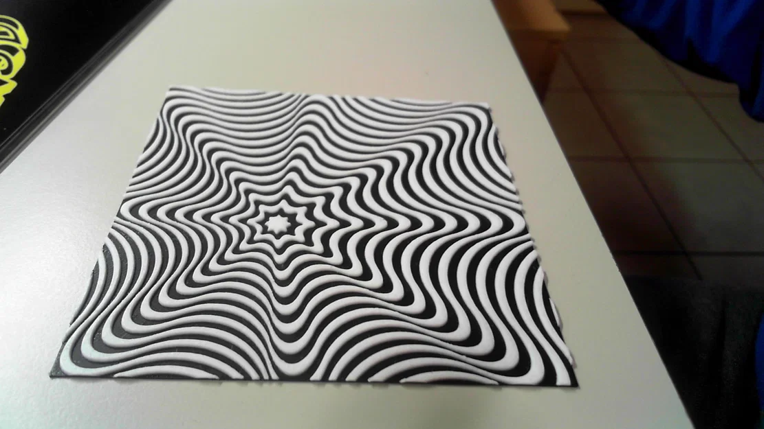 Optical Illusion 2 hueforged - Image 4