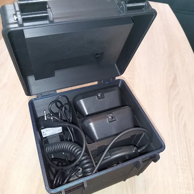 Hộp Baofeng UV-5R Charger Box (đựng 3 bộ sạc, có seal)