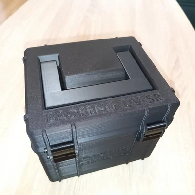 Hộp Baofeng UV-5R Charger Box (đựng 3 bộ sạc, có seal)
