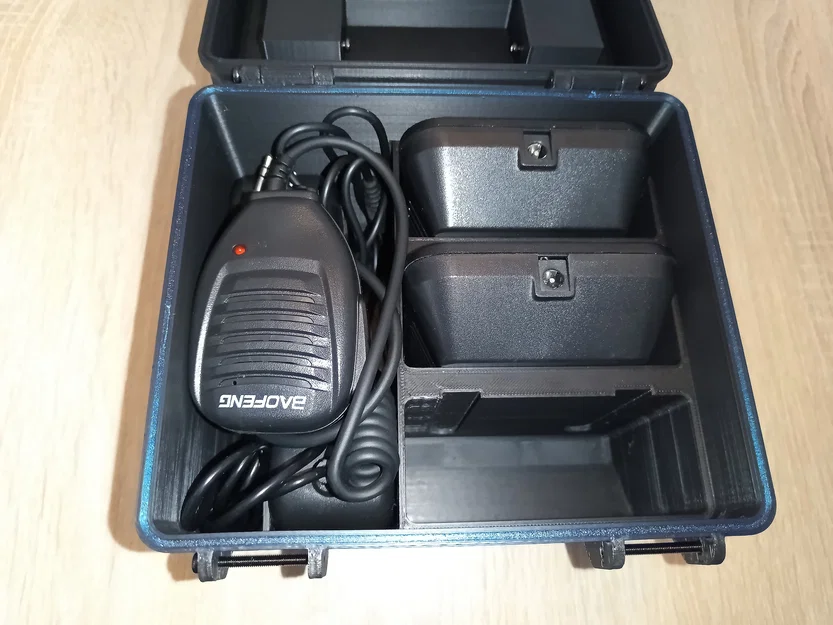 Hộp Baofeng UV-5R Charger Box (đựng 3 bộ sạc, có seal) - Image 6