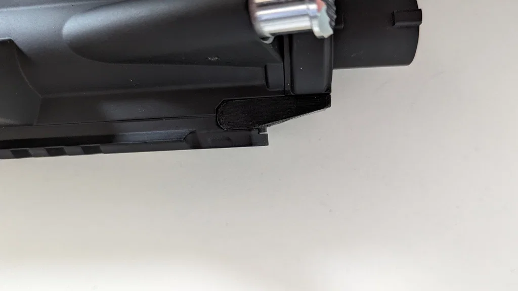 Ốp che lỗ Charging Handle (AR15, M16, M4) Airsoft - Image 3