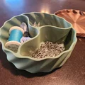 Crafty Sorter – Khay phân loại 3 ngăn lượn sóng (có nắp tùy chọn) - Thumbnail 1