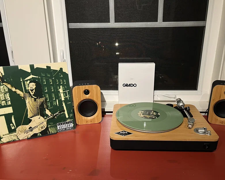 Kệ Đỡ Đĩa Vinyl (Vinyl Record Stand) - Image 1