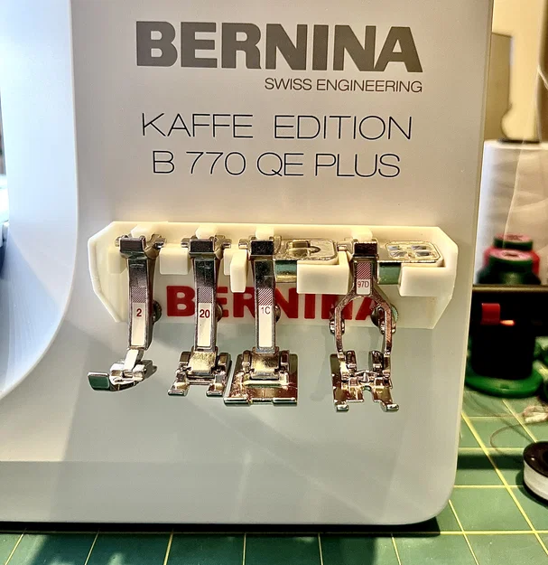 Khay/Holder chân vịt máy may Bernina (Bernina Sewing Machine Foot Holders) - Image 1