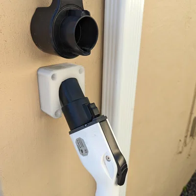 Giá treo đầu sạc J1772 kèm adapter Tesla/NACS dùng ngoài trời