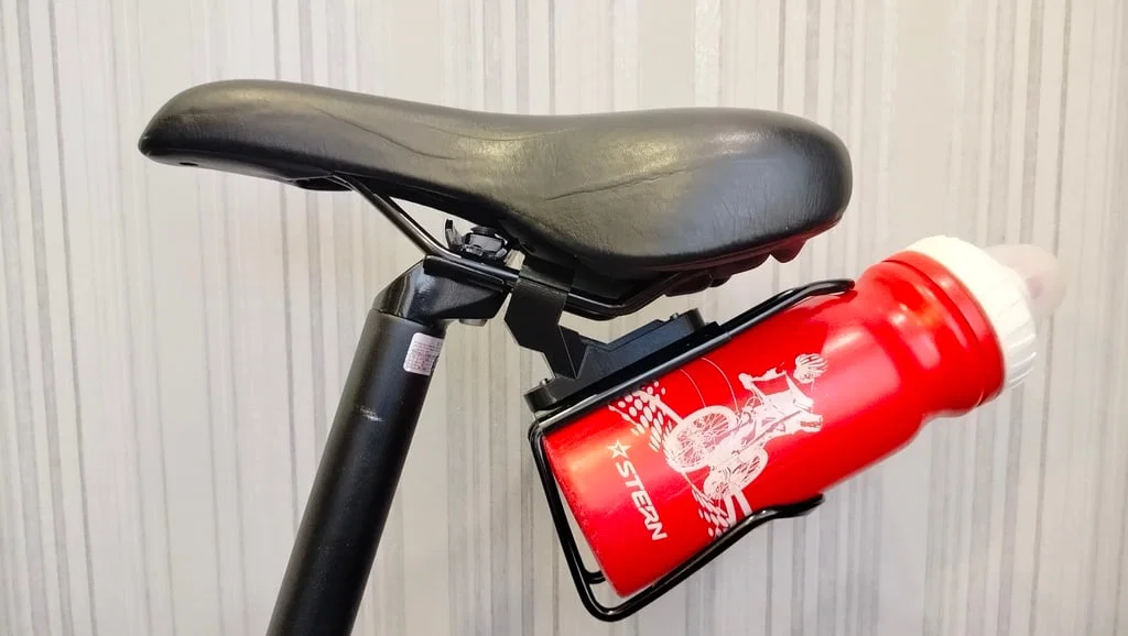 Kẹp gắn bình nước dưới yên xe đạp (Bicycle bottle holder) - Image 1