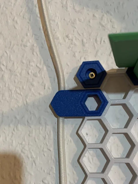 Phụ kiện kẹp giữ dây cáp cho bảng HSW (HSW Cable Bypass Inserts) - Image 1