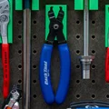 Giá treo pegboard cho kìm Park Tool MLP-1.2 - bản nam châm - Thumbnail 1