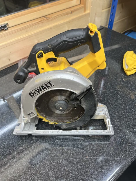 Giá treo máy cưa đĩa Dewalt DCS391 - Giải pháp lưu trữ 3D thông minh - Image 5
