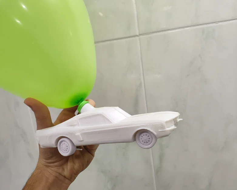 Mustang chạy bằng khí nén - Image 1