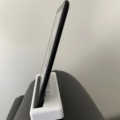 Giá đỡ Kindle Paperwhite (Kindle Paperwhite Stand) in 3D tiện lợi