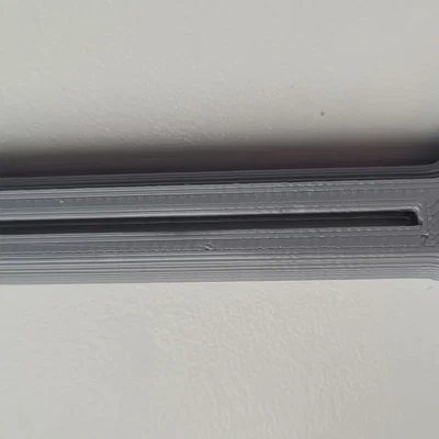 Dụng cụ nặn kem đánh răng 3D (Key tube squeezer) tiện lợi