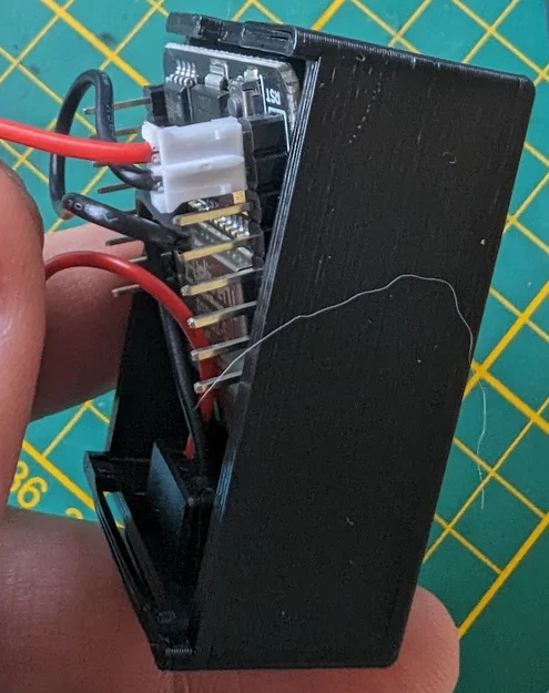 Vỏ ESP32 CAM chừa chỗ đầu nối USB-C (không cần ốc) - Image 5