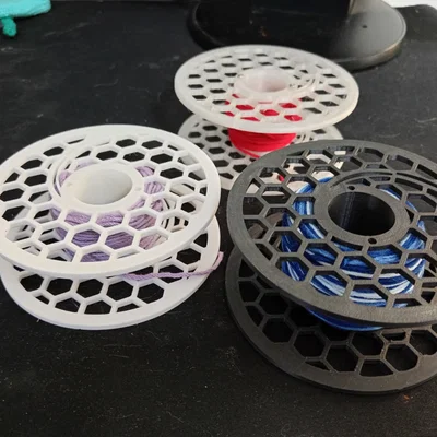 Cuộn chỉ mini (Yarn Spool) - Phụ kiện đan móc in 3D tiện lợi