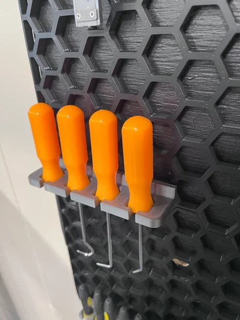 Giá treo bộ dụng cụ mini cho Honeycomb Storage Wall cực tiện lợi - Image 1