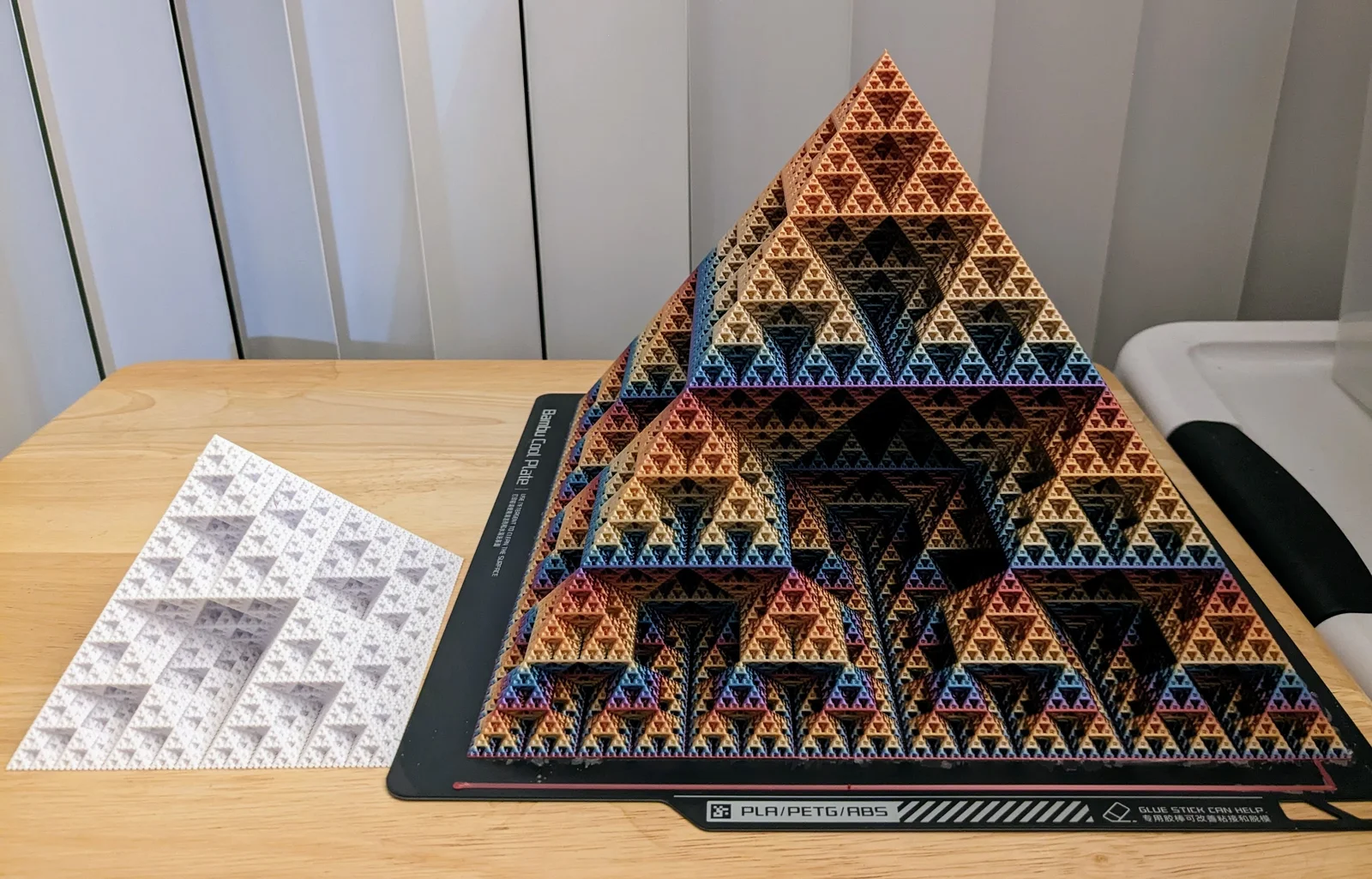 Kim tự tháp Fractal Sierpinski Level 7 (Vase Mode) 1