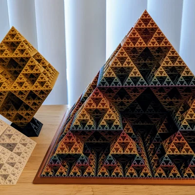 Kim tự tháp Fractal Sierpinski Level 7 (Vase Mode)