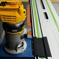 Ngàm gắn Festool Track cho Dewalt Trim Router (DCW600) - Thumbnail 1
