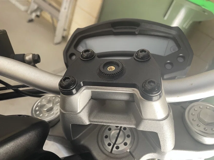 Ngàm gắn ghi-đông Ducati Monster (tương thích Quad Lock) - Image 2
