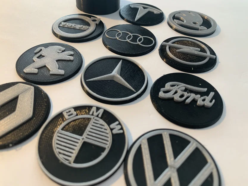Adapter đĩa vinyl single kèm nhiều logo hãng xe thay đổi được - Image 2