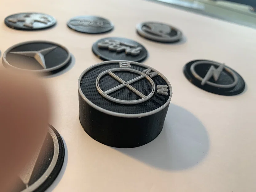 Adapter đĩa vinyl single kèm nhiều logo hãng xe thay đổi được - Image 3