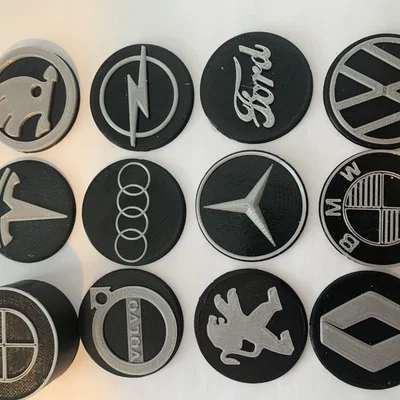 Adapter đĩa vinyl single kèm nhiều logo hãng xe thay đổi được