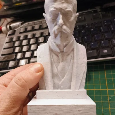 Tượng bán thân Tomáš Garrigue Masaryk (TGM) - Tomáš Garrigue Masaryk bust