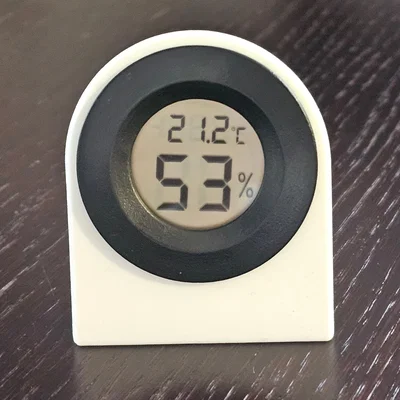 Đế dựng máy đo nhiệt độ và độ ẩm (Hygrometer stand) in 3D tiện dụng