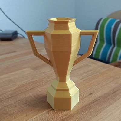 Cúp Champions Hockey League (CHL Trophy)
