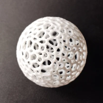 Quả bóng bàn Voronoi in 3D thiết kế độc đáo ấn tượng