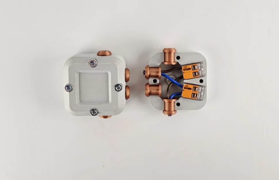 NODES (deco Junctions, 5050 Sample) – Hộp nối trang trí xếp chồng - Image 1