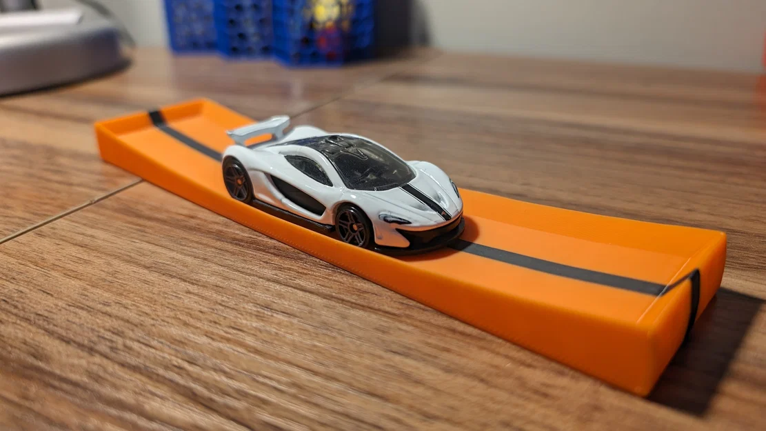 Đường đua Hot Wheels để bàn - Mô hình trưng bày độc đáo - Image 1