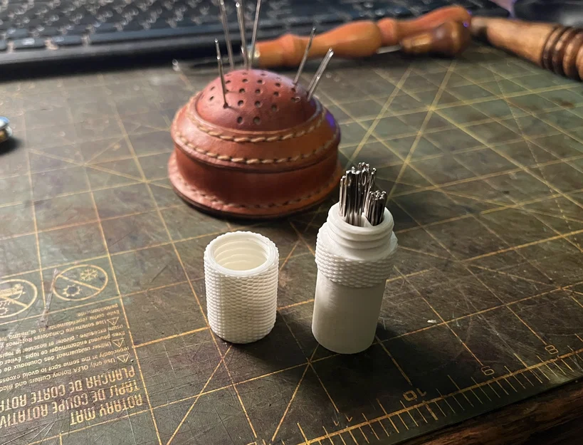 Hộp đựng kim dạng phân đoạn (Segmented needle container) - Image 2