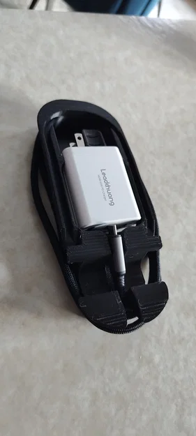 Insert cho carry case sạc SteamDeck (SteamDeck Charger carry case insert) - Image 2