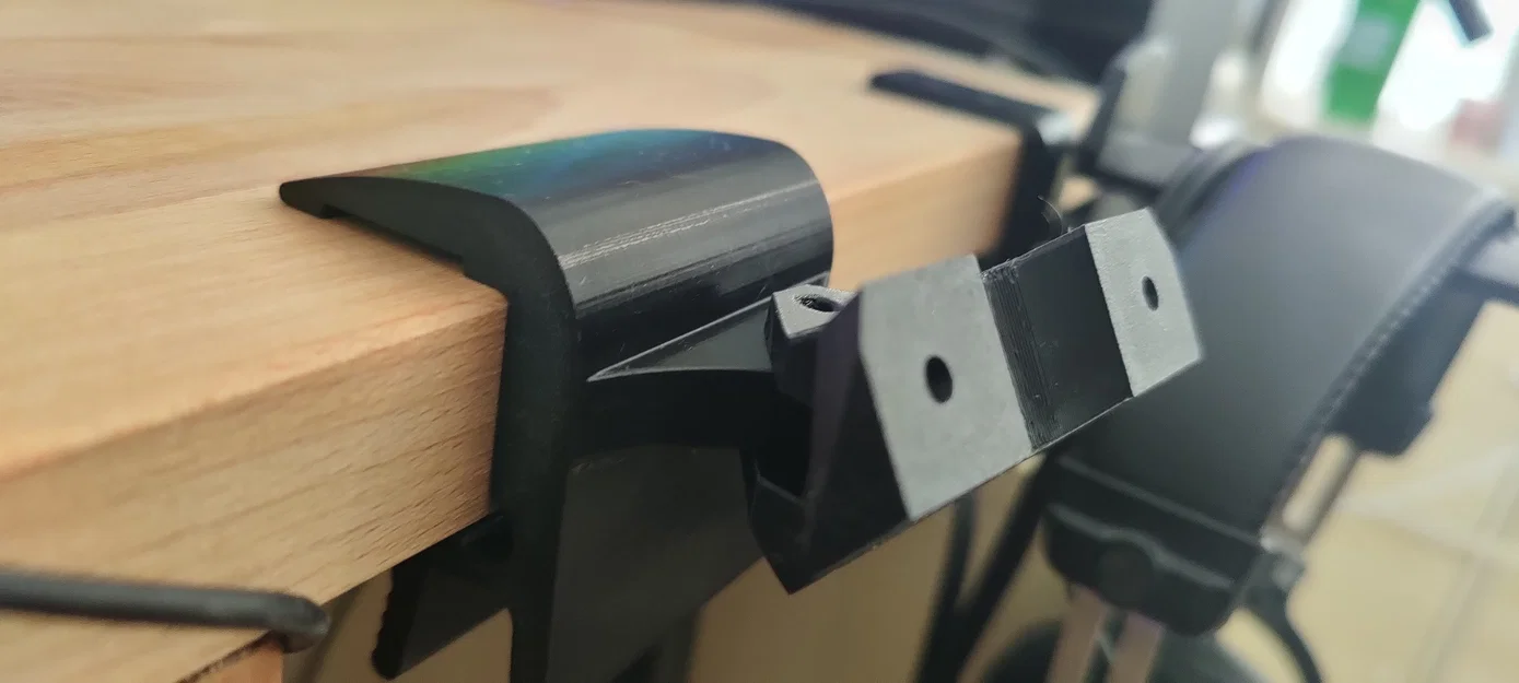 Giá gắn Stream Deck lên bàn (Stream Deck Desk Mount) - Image 2