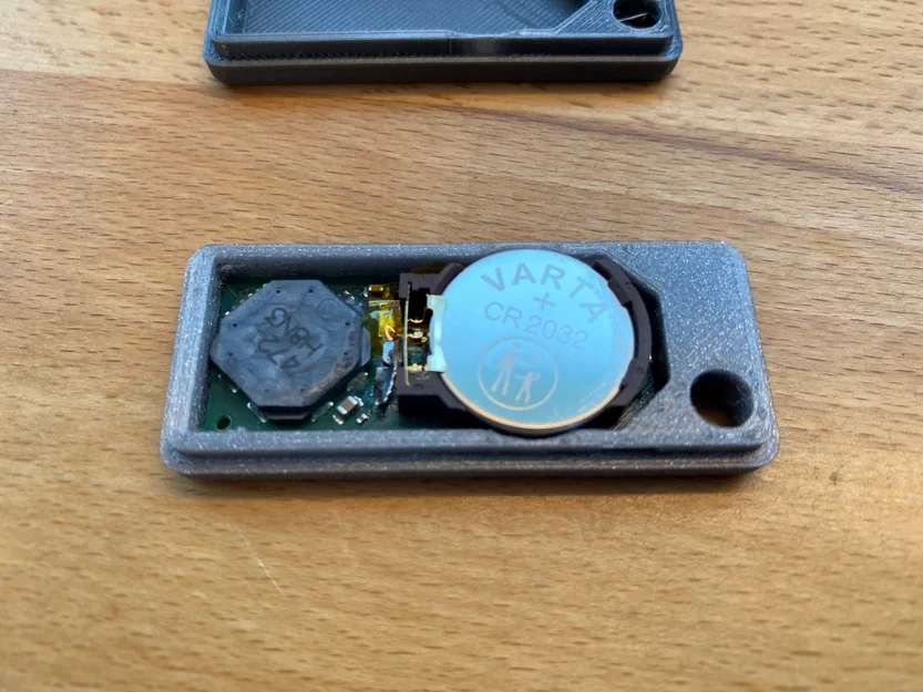Vỏ Bọc Thay Thế Cho Chìa Khóa Mini Xe Volvo (Volvo Key Case) - Image 3