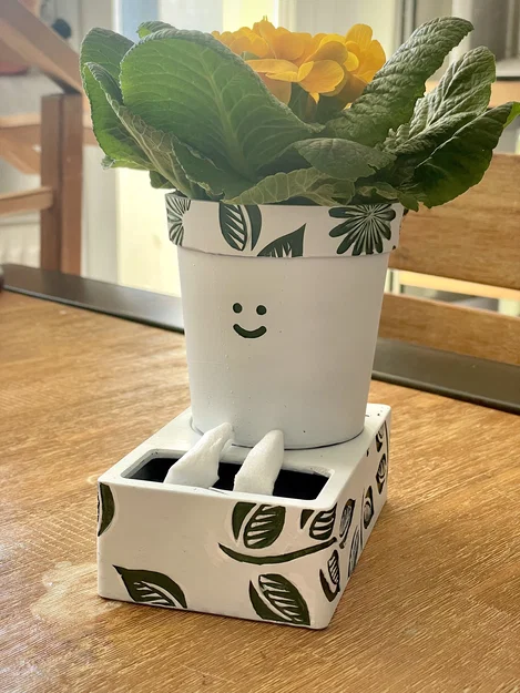 Chậu Tự Tưới Dễ Thương (Cute Self-Watering Planter) - Image 1
